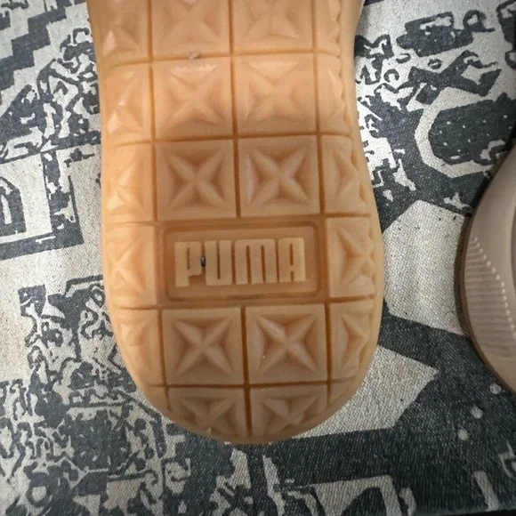 Puma Loafers.  Fun Design.  Super Comfortable Insole.  Worn Once.  Size 9 - Picture 4 of 6